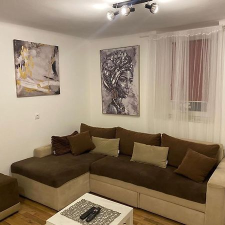 Lana Apartman Belgrad Exterior foto